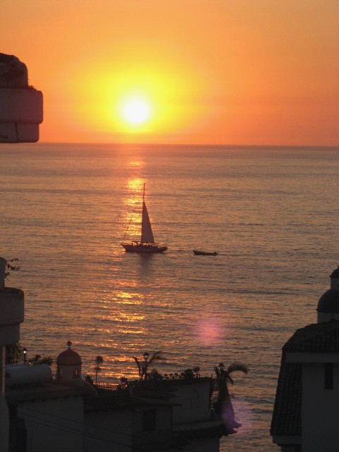 puerto vallarta sunset sailing - picture thanks to marc